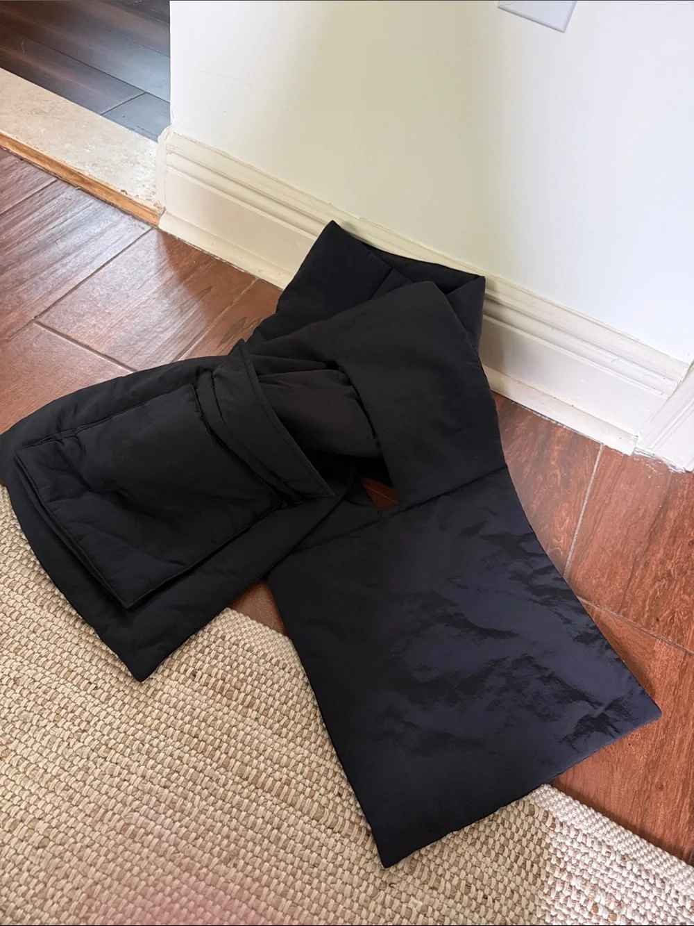 Men's Black Puffer scarf